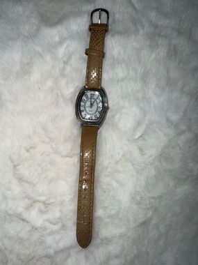 Ladies Classic Tan Leather Strap Watch